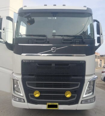 remolcador fh480 año 2016 Precio S/. 215,000.00 Soles - Image 3