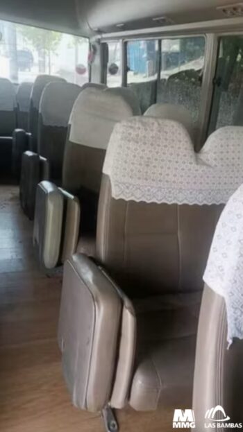 TOYOTA COASTER AÑO 2018 PRECIO S/. 128,000.00 SOLES - Image 8